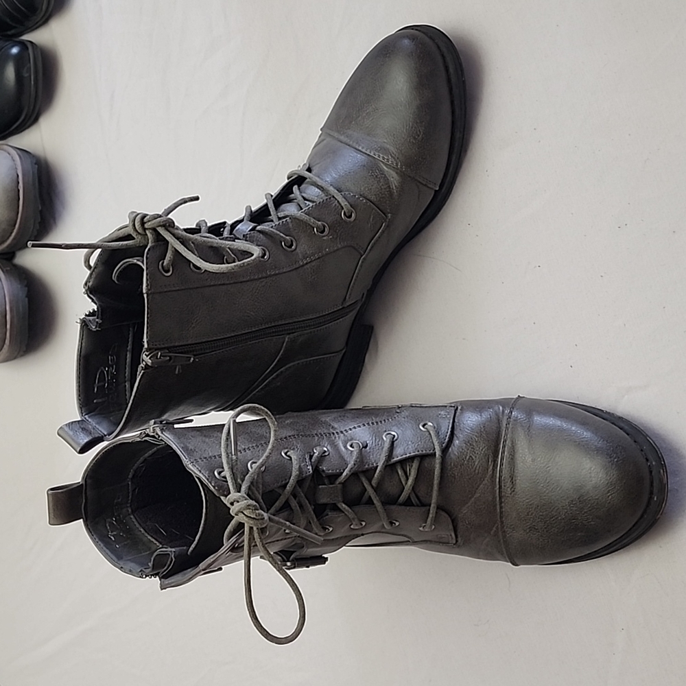 Womans boots